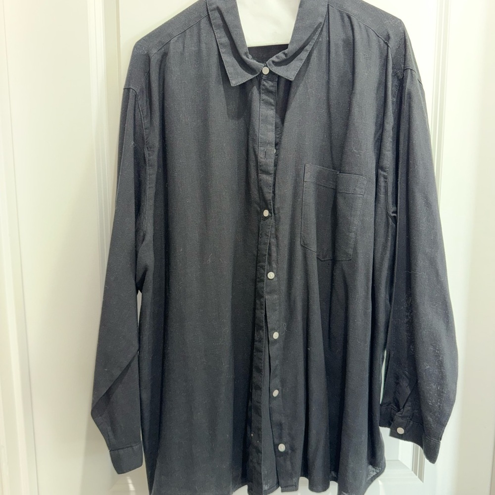 Old Navy black Button-Down Shirt